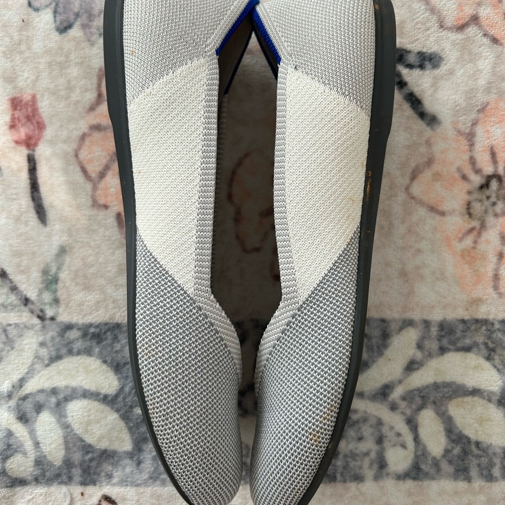 Rothy's 8.5 Two Tone flats in Neutral Cream & Light Gray - Picture 7 of 8